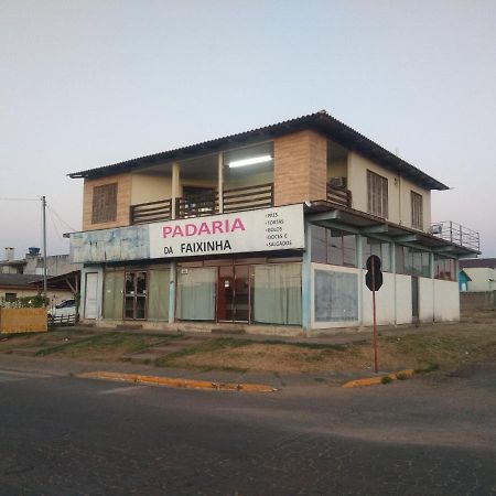 Pousada Do Beto São Gabriel Exterior photo